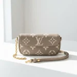Louis Vuitton, Ivy WOC, , Grey, Very Like New