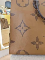 Louis Vuitton, 0n The Go , GM, Brown, Very Very  Good - Image 8