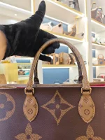Louis Vuitton, 0n The Go , GM, Brown, Very Very  Good - Image 21