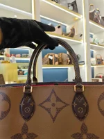 Louis Vuitton, 0n The Go , GM, Brown, Very Very  Good - Image 22