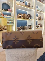 Louis Vuitton, 0n The Go , GM, Brown, Very Very  Good - Image 24