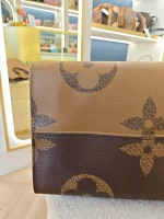 Louis Vuitton, 0n The Go , GM, Brown, Very Very  Good - Image 27