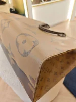 Louis Vuitton, 0n The Go , GM, Brown, Very Very  Good - Image 30