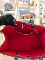 Louis Vuitton, 0n The Go , GM, Brown, Very Very  Good - Image 33