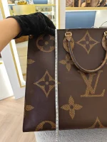 Louis Vuitton, 0n The Go , GM, Brown, Very Very  Good - Image 47