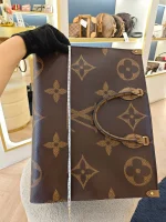 Louis Vuitton, 0n The Go , GM, Brown, Very Very  Good - Image 48