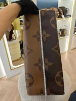 Louis Vuitton, 0n The Go , GM, Brown, Very Very  Good - Image 49