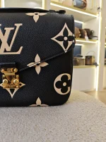 Louis Vuitton, Pochette Métis, MM, Black, Very Like New - Image 9