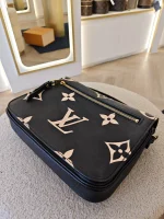 Louis Vuitton, Pochette Métis, MM, Black, Very Like New - Image 24