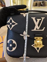 Louis Vuitton, Pochette Métis, MM, Black, Very Like New - Image 44
