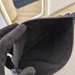 Louis Vuitton, Trio Messenger Bag, , Black, Very Good - Image 25