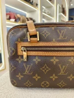 Louis Vuitton, Cité , MM, Brown, Very Good - Image 11