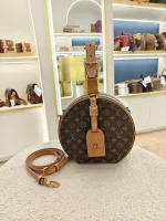 Louis Vuitton, Petite Boite Chapeau, , Brown, Very Good - Image 2