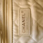 Chanel, 22 Tote bag, Small, Yellow, Very Very  Good - Image 42