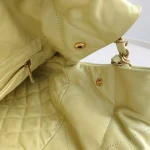 Chanel, 22 Tote bag, Small, Yellow, Very Very  Good - Image 44