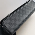 Louis Vuitton, District, MM, Black, Very Very  Good - Image 8