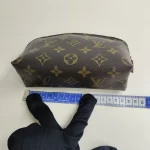 Louis Vuitton, Cosmetic PM, PM, Brown, Used - Image 27
