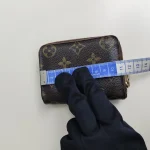 Louis Vuitton, Crafty Zippy Coin Purse, 11 cm, Brown, Used - Image 28