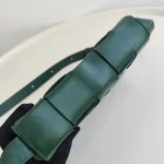 Bottega Veneta, Cassette Bag, Medium, Green, Very Good - Image 14