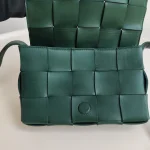 Bottega Veneta, Cassette Bag, Medium, Green, Very Good - Image 15