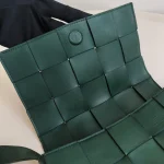 Bottega Veneta, Cassette Bag, Medium, Green, Very Good - Image 16