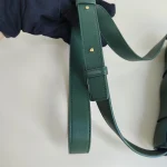 Bottega Veneta, Cassette Bag, Medium, Green, Very Good - Image 29