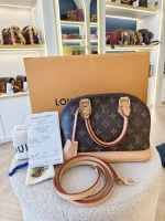 Louis Vuitton, Alma BB , BB, Brown, Very Good - Image 2
