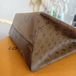 Louis Vuitton, 0n The Go , GM, Brown, Very Very  Good - Image 11