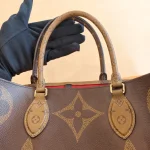 Louis Vuitton, 0n The Go , GM, Brown, Very Very  Good - Image 16