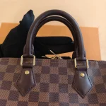 Louis Vuitton, Speedy Bandoulière, 25, Brown, Like New - Image 14
