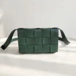 Bottega Veneta, Cassette Bag, Medium, Green, Very Good